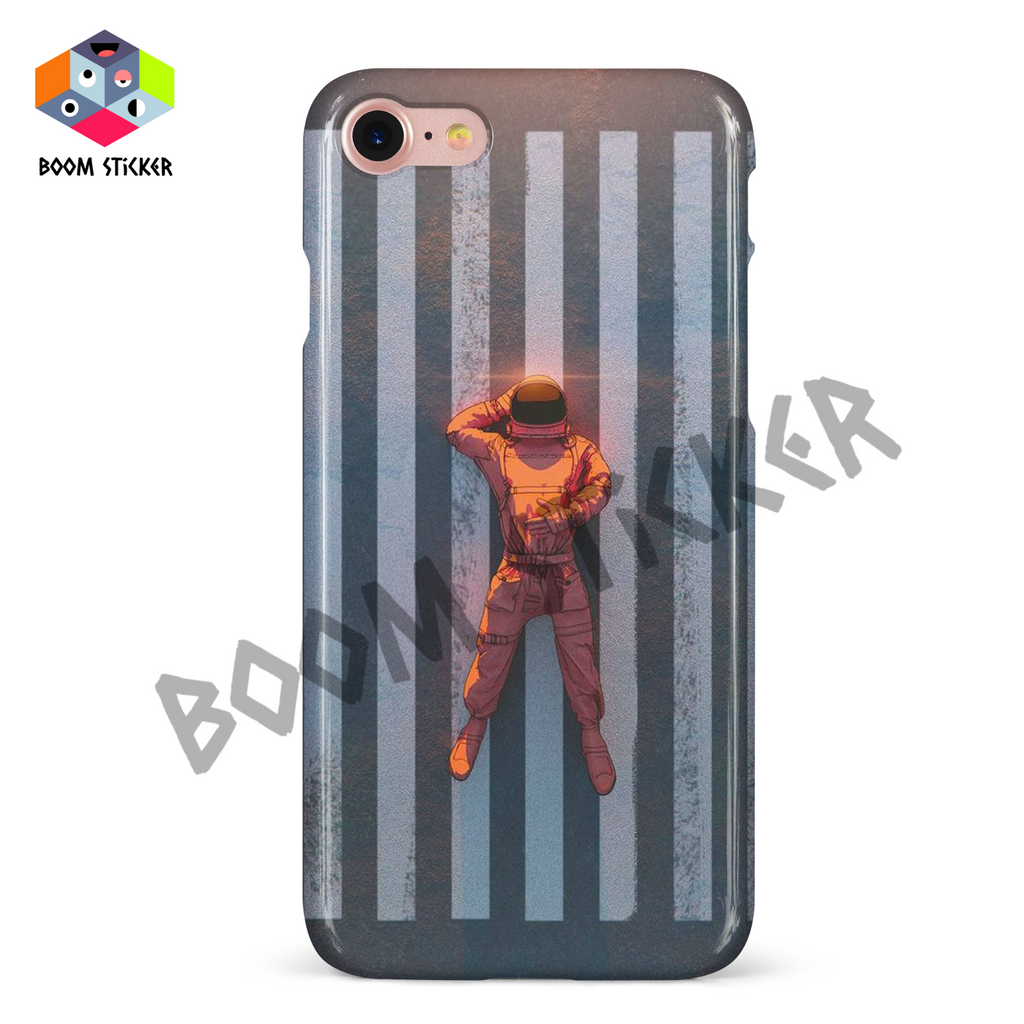 Astronaut phone case